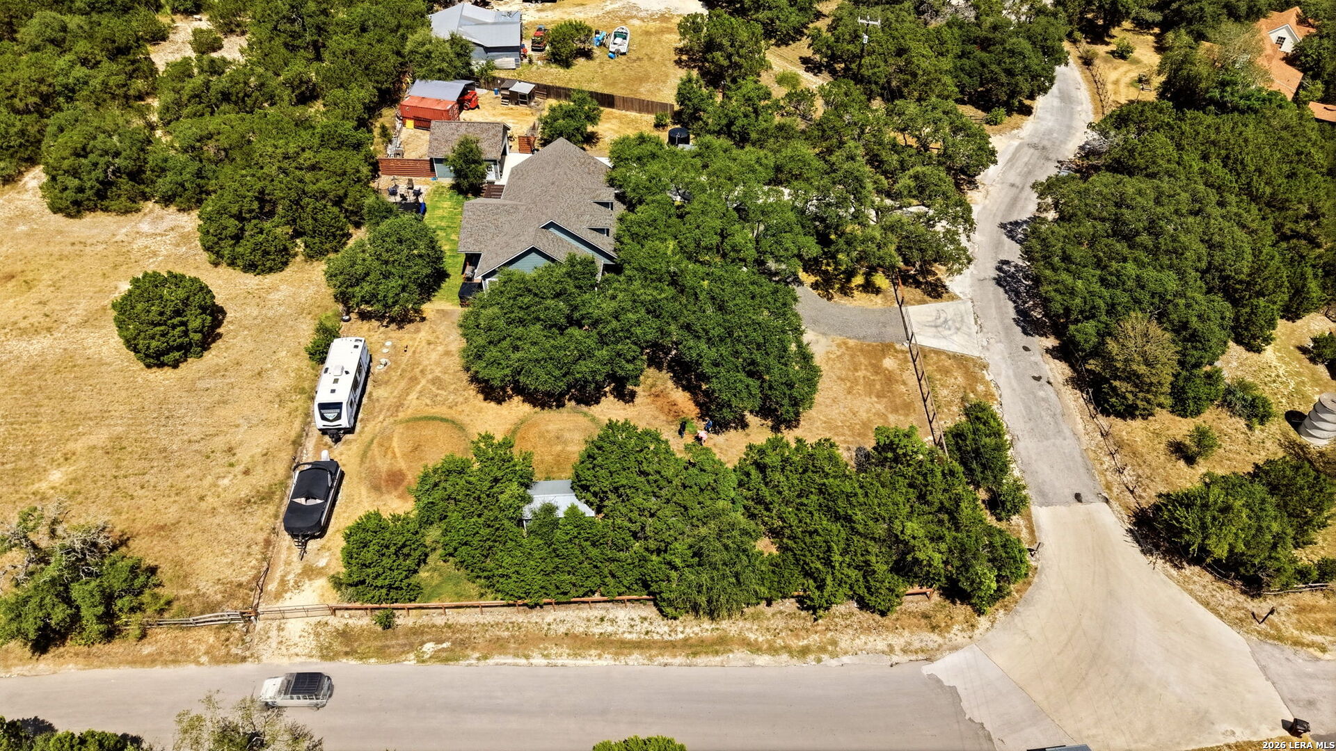 main property photo 39