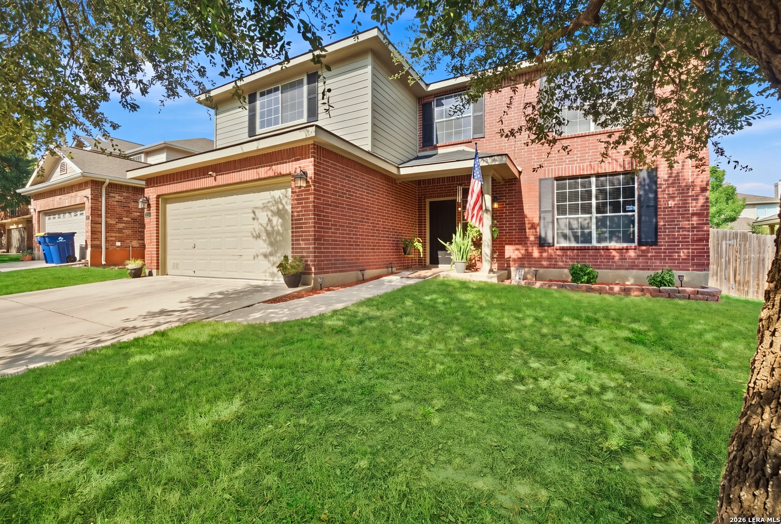 main property photo 3