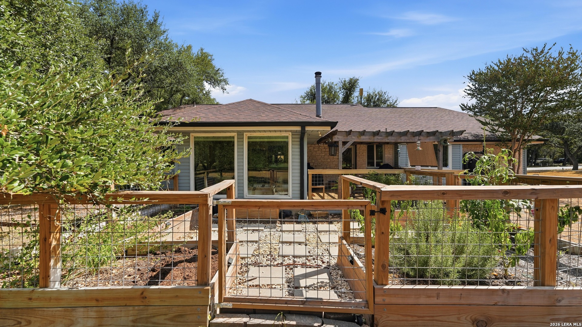 main property photo 54