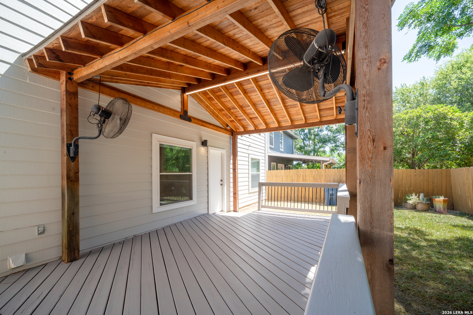 main property photo 22