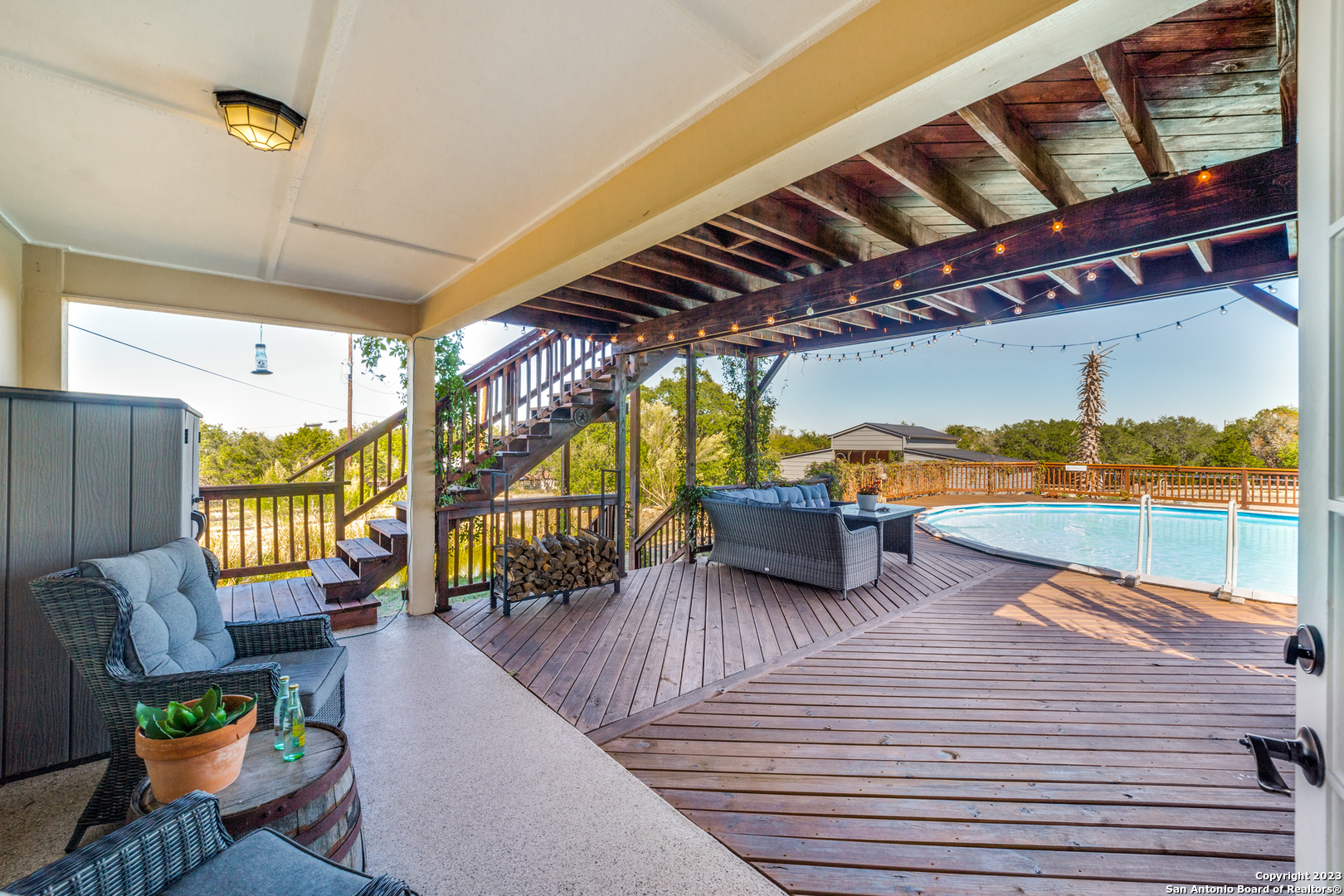 main property photo 23