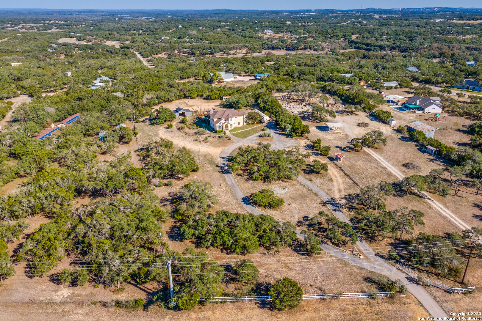 main property photo 32