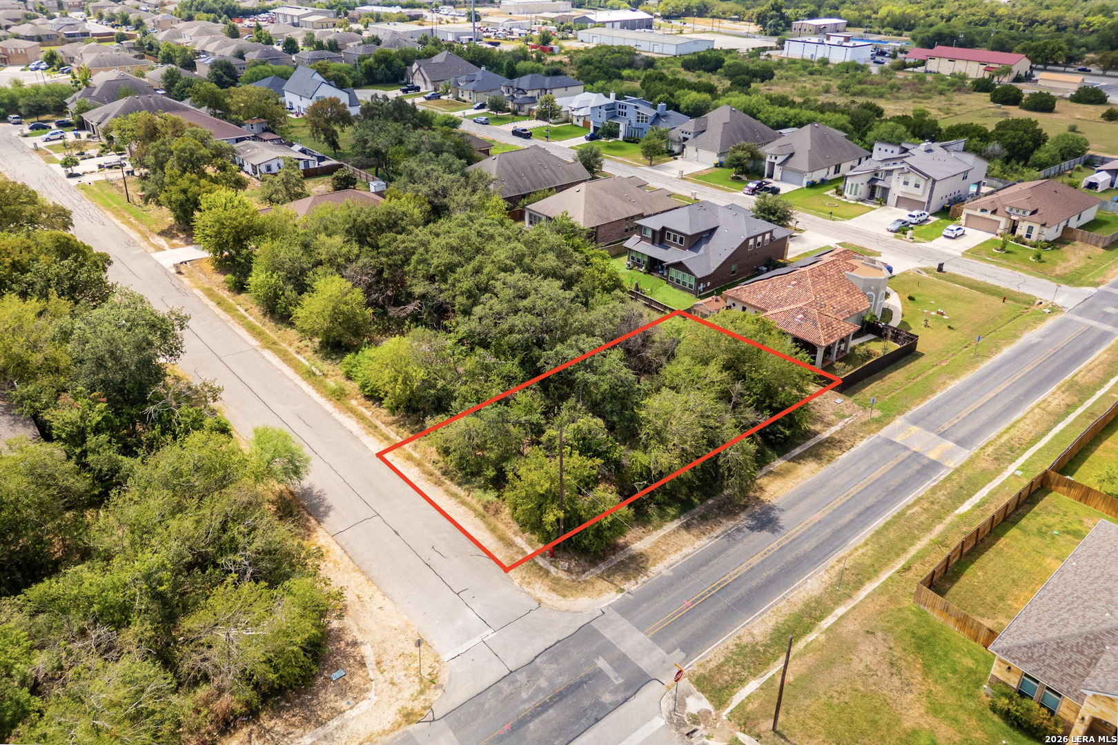 main property photo 4