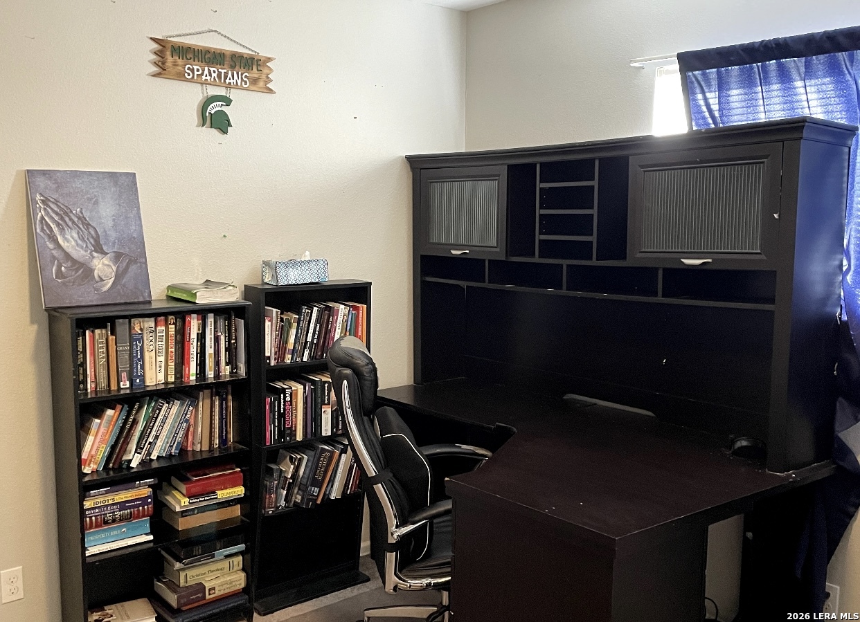 main property photo 12