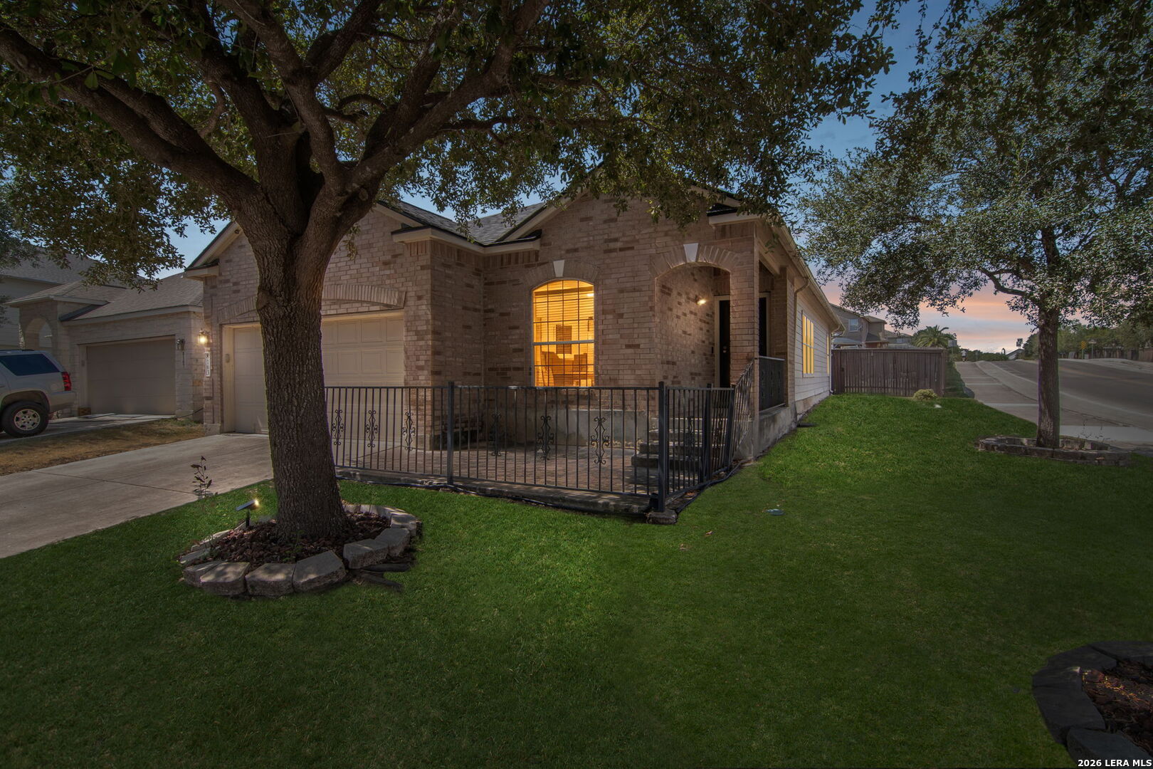 main property photo 29