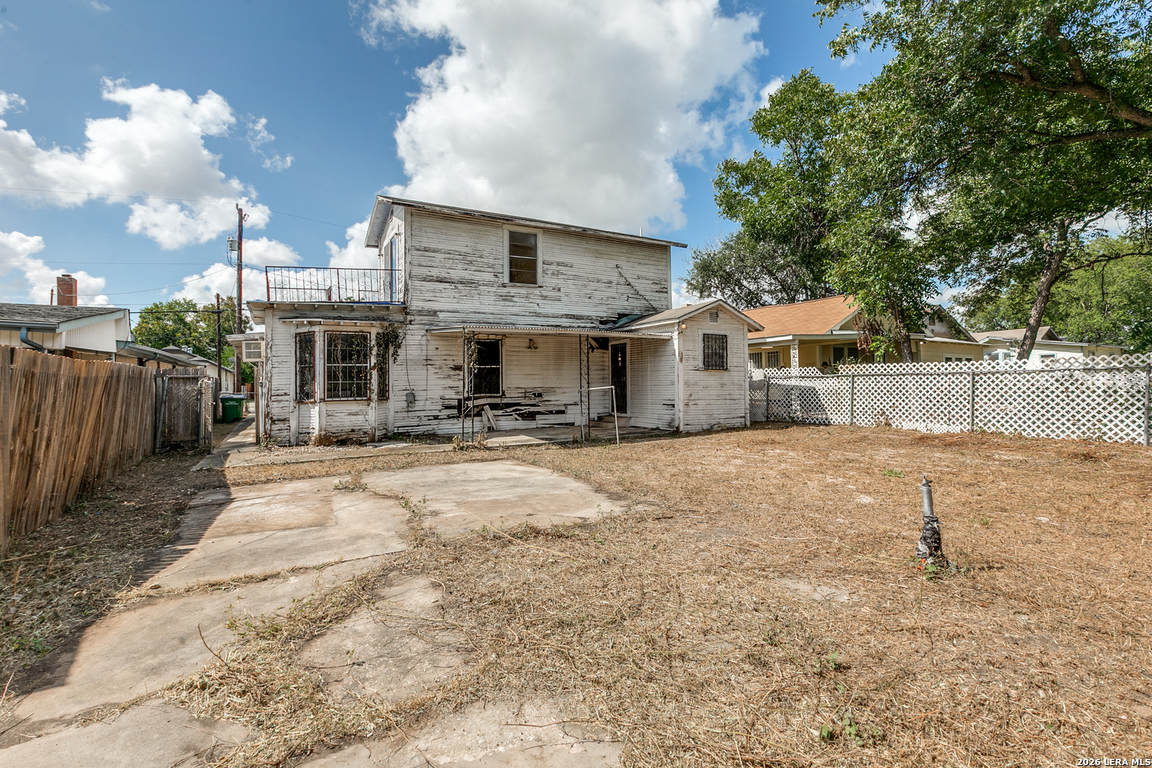 main property photo 21