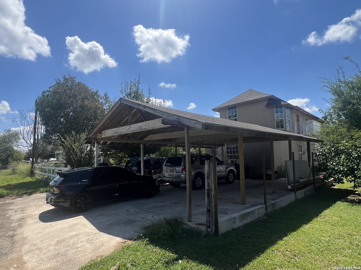 main property photo 2