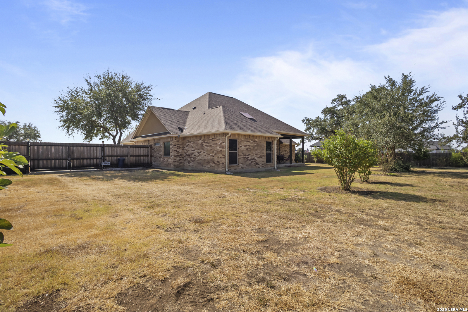 main property photo 43