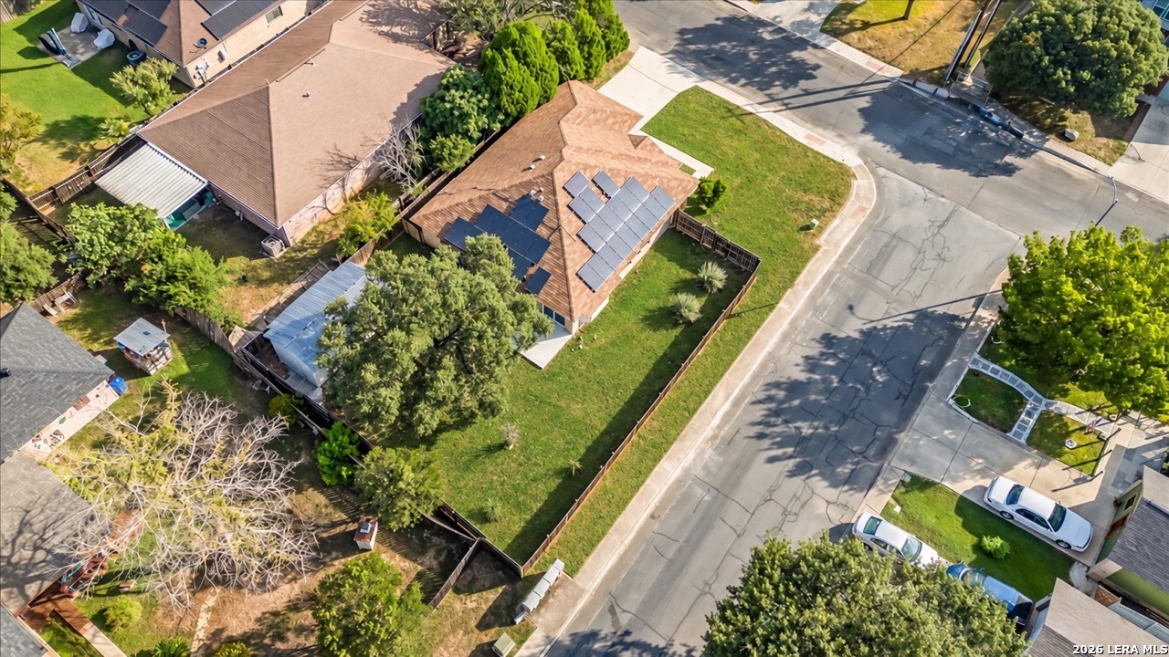 main property photo 32