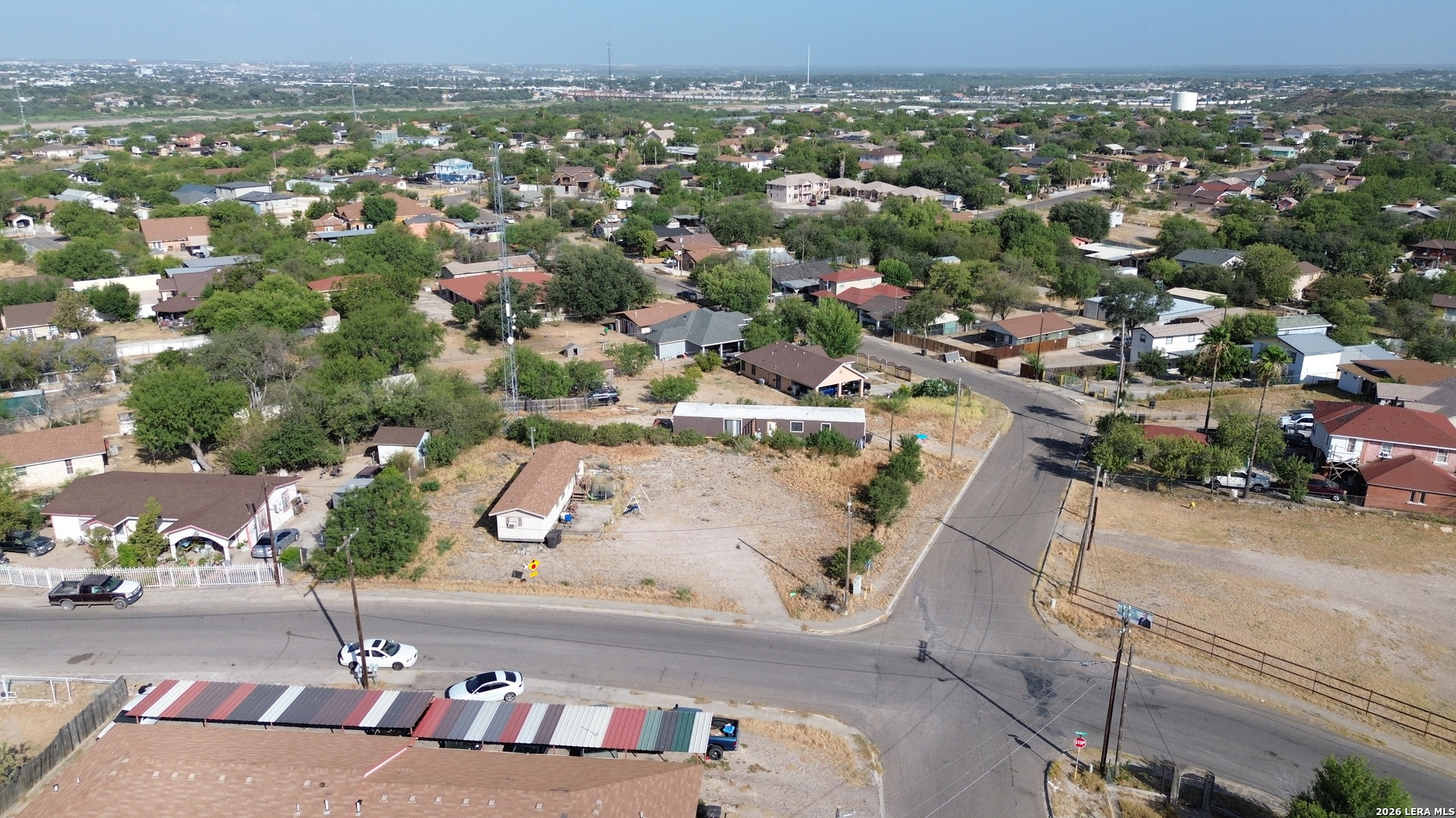 main property photo 13