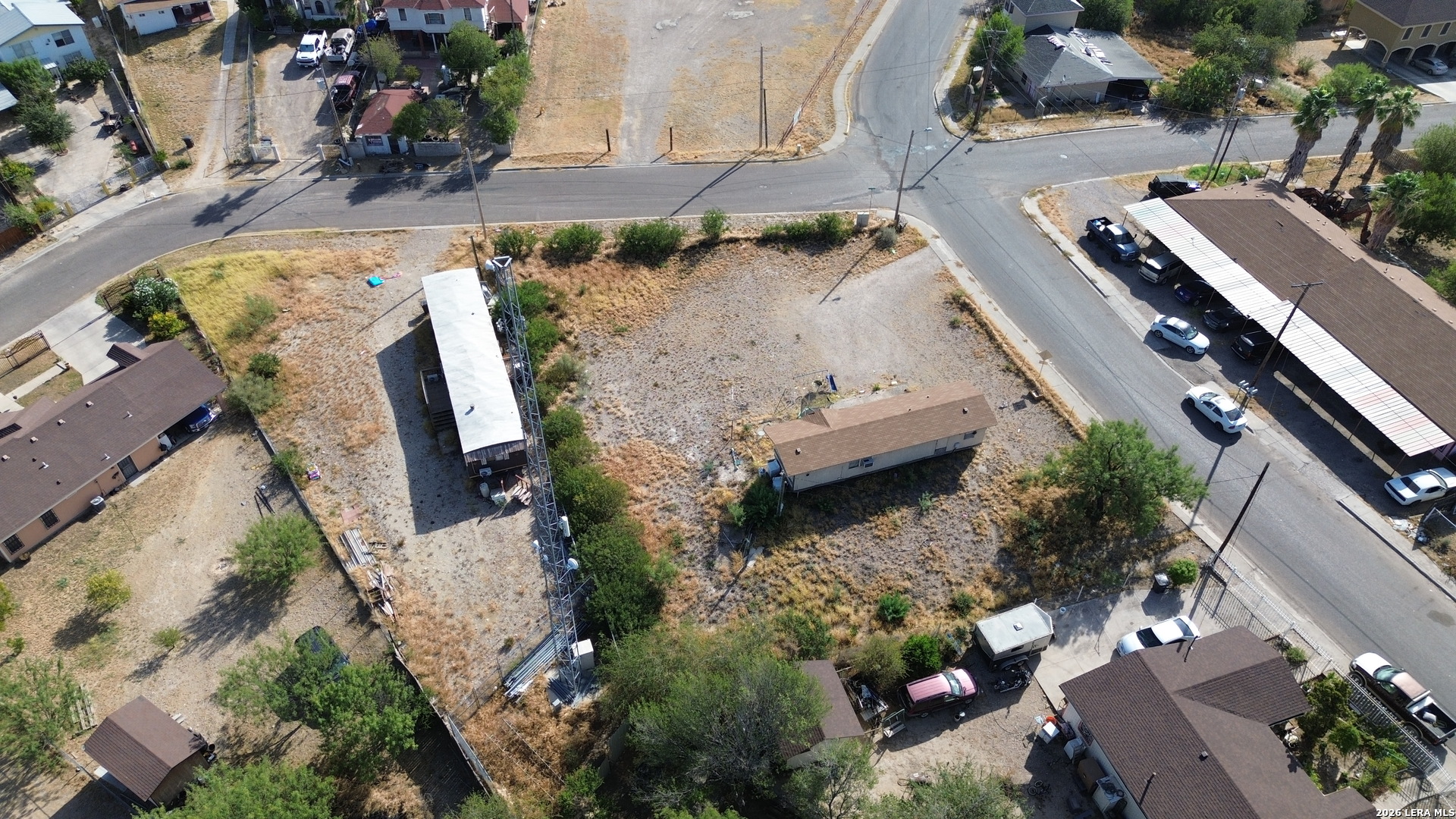 main property photo 8