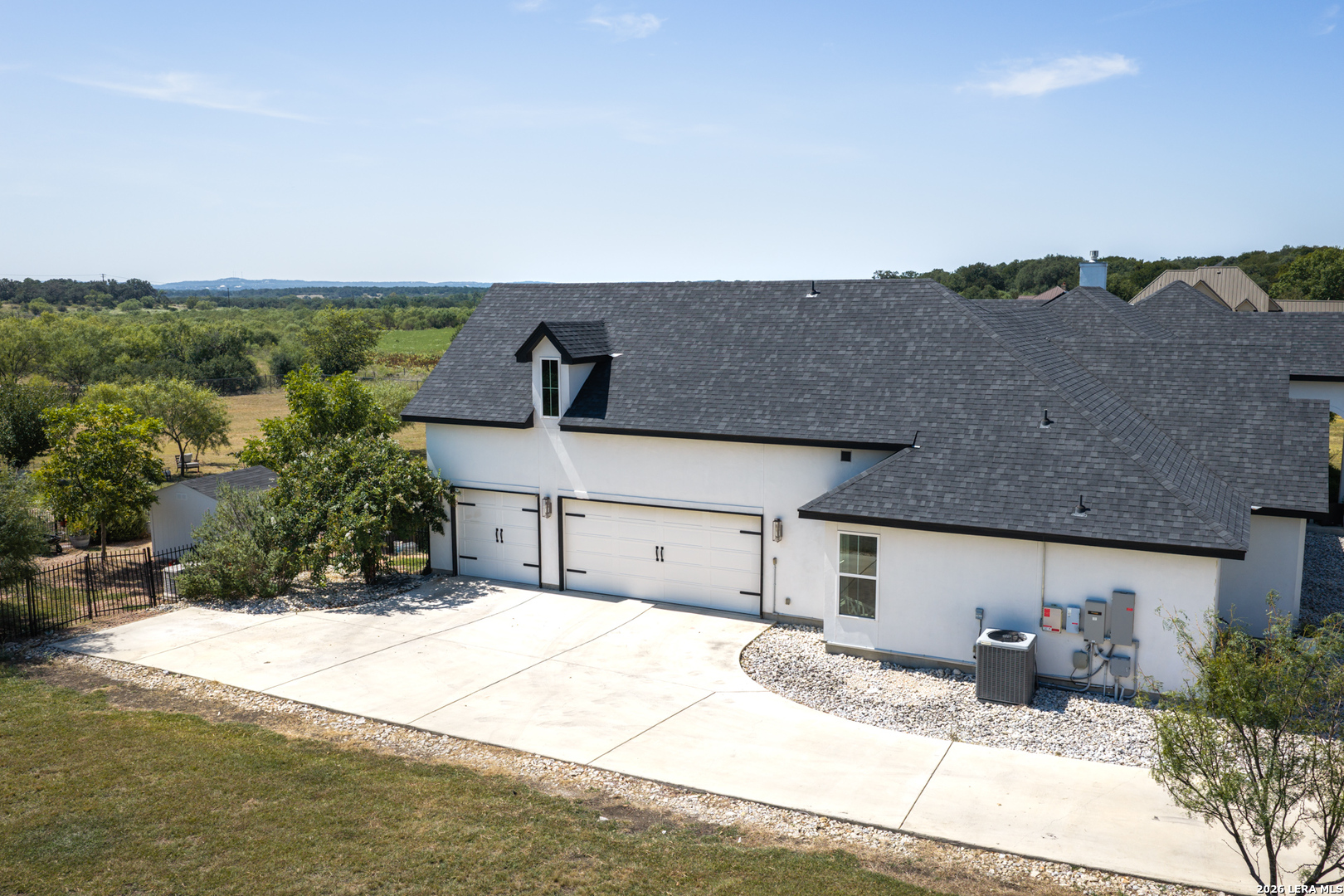 main property photo 48