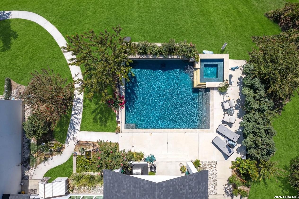 main property photo 49