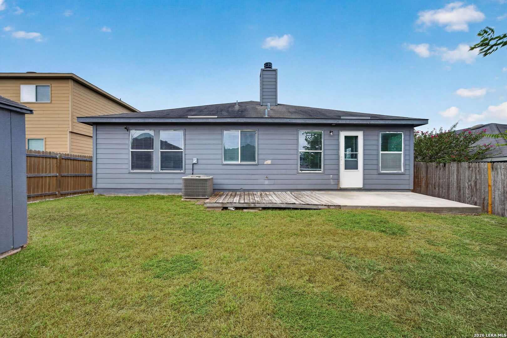 main property photo 25