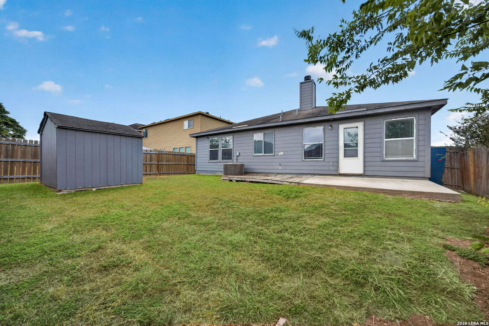 main property photo 27