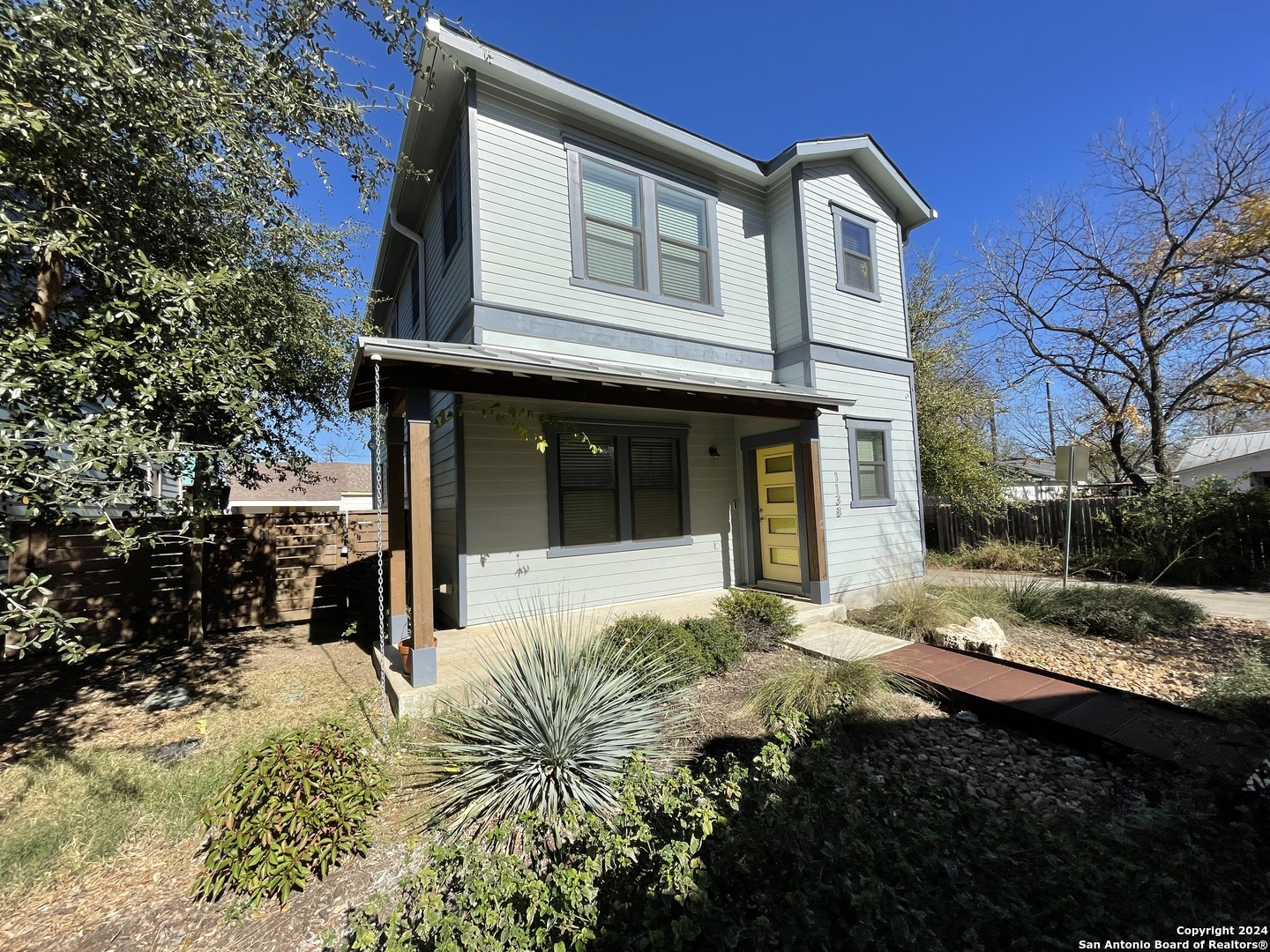 main property photo 1