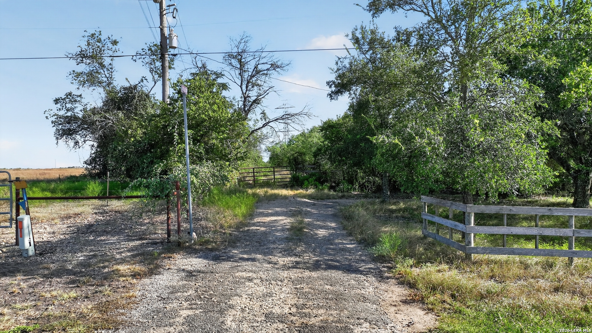 main property photo 14