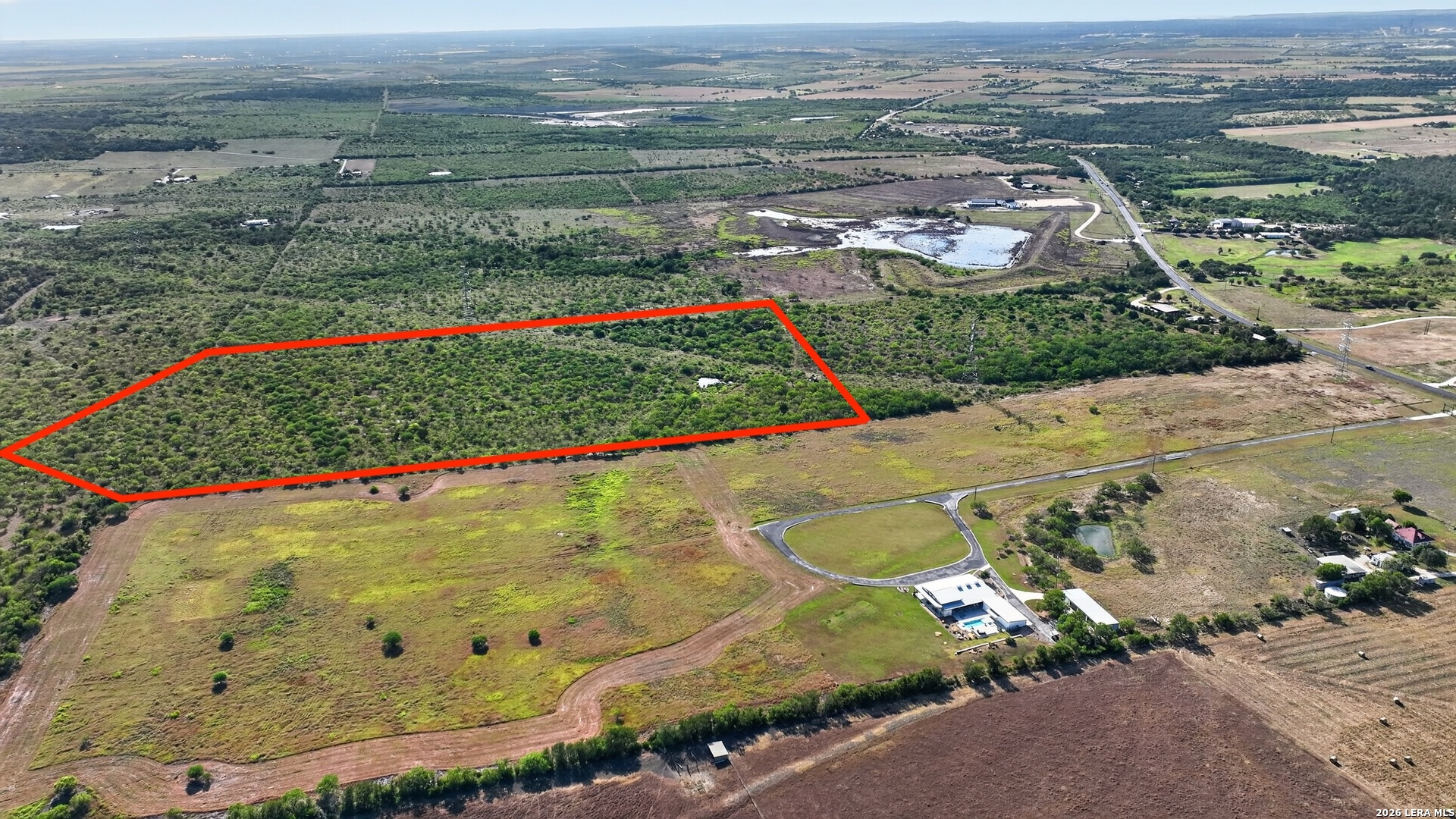 main property photo 2
