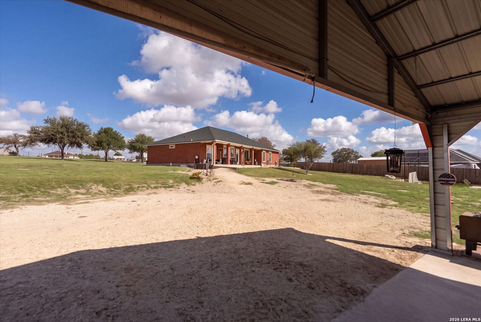 main property photo 34