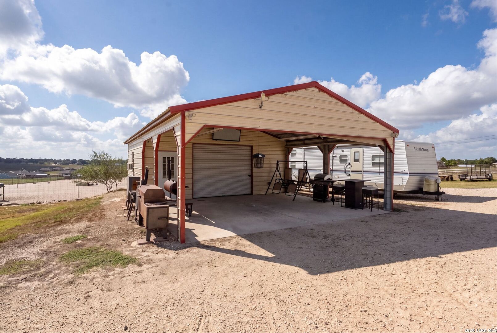 main property photo 38