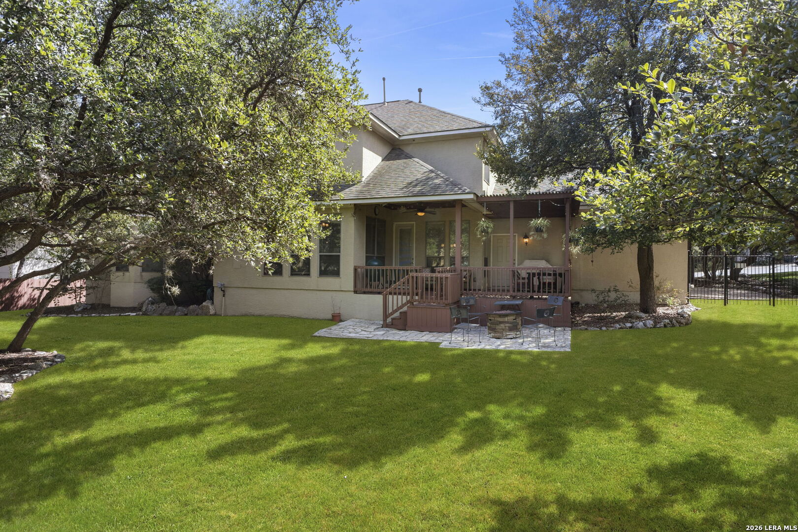 main property photo 50