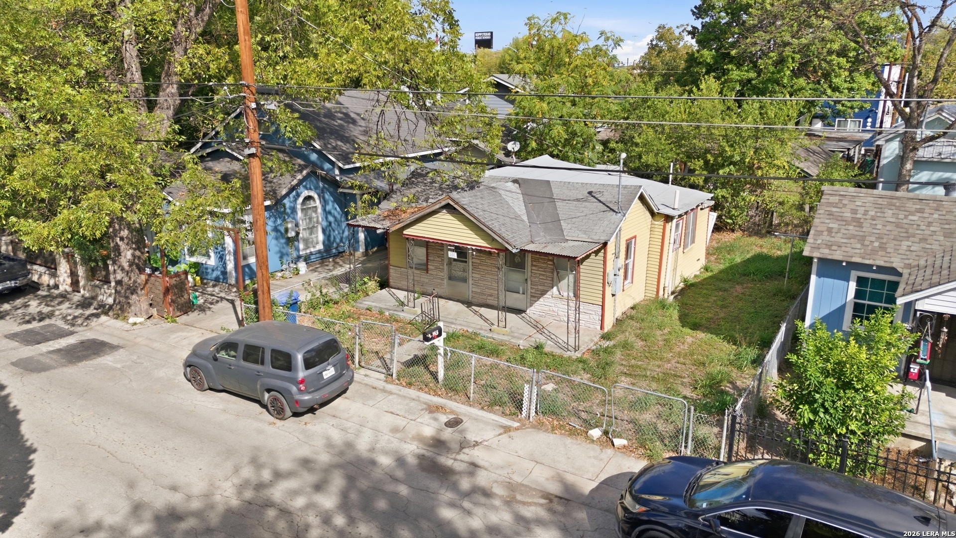main property photo 13