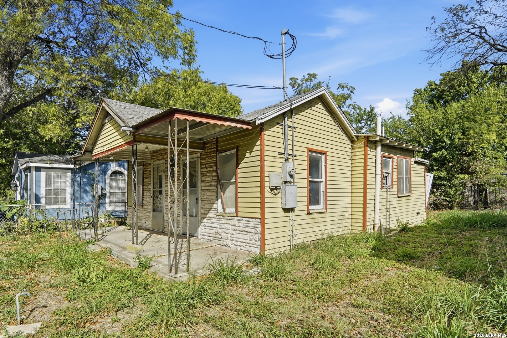 main property photo 2