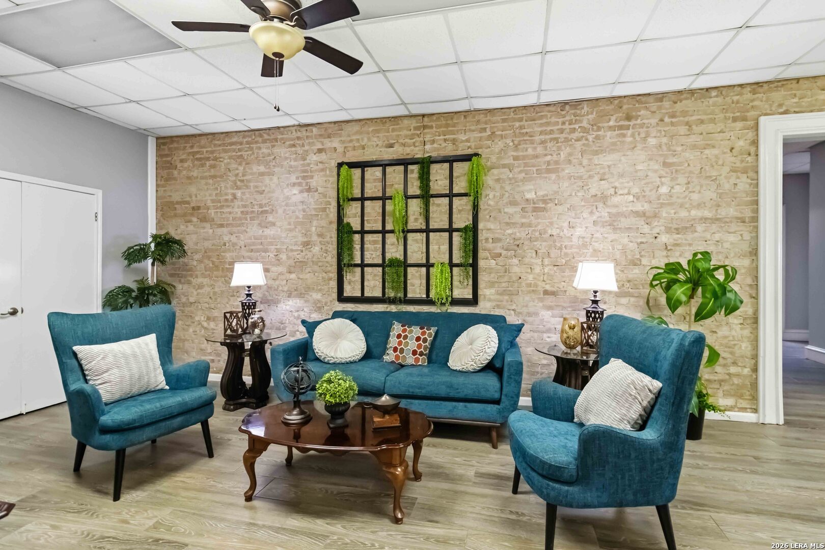 main property photo 19