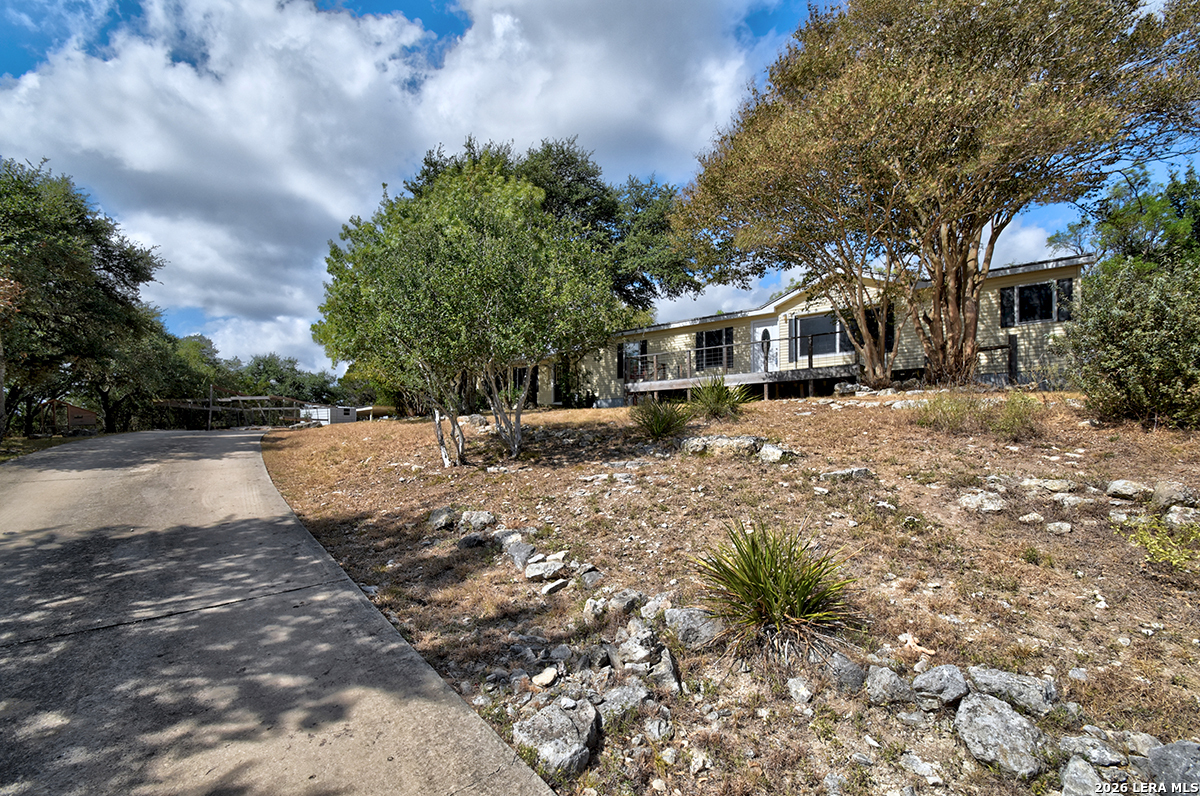 main property photo 3