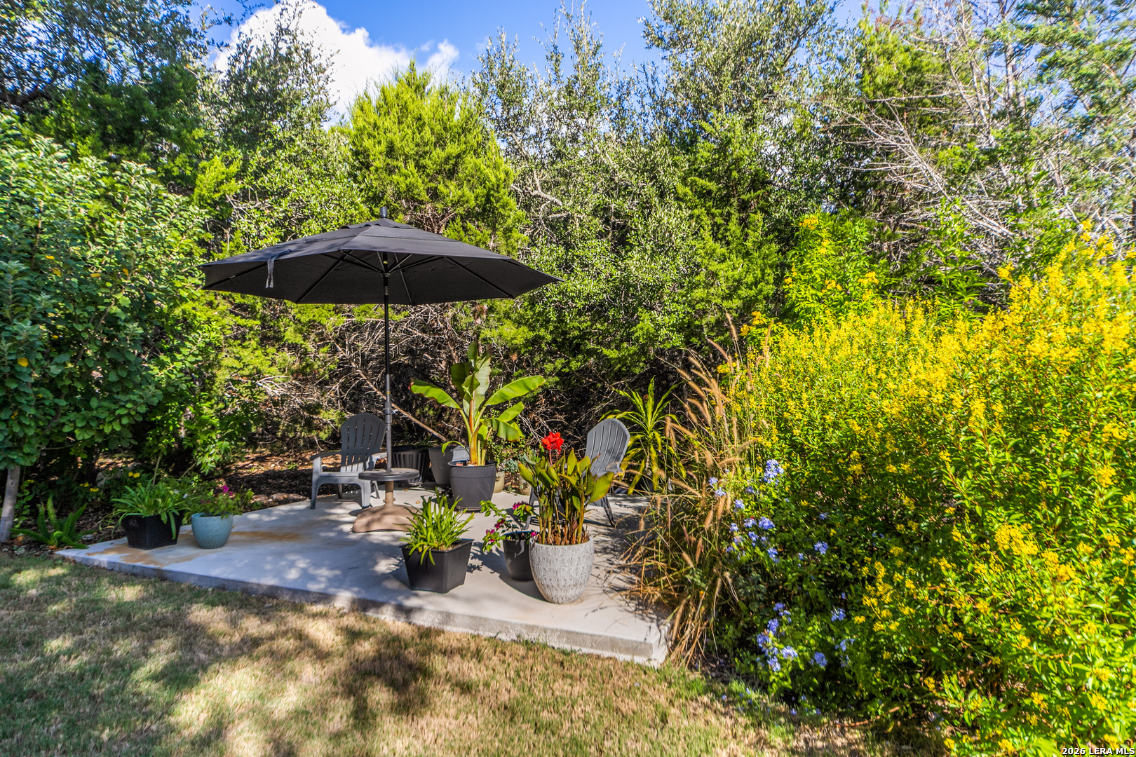 main property photo 23