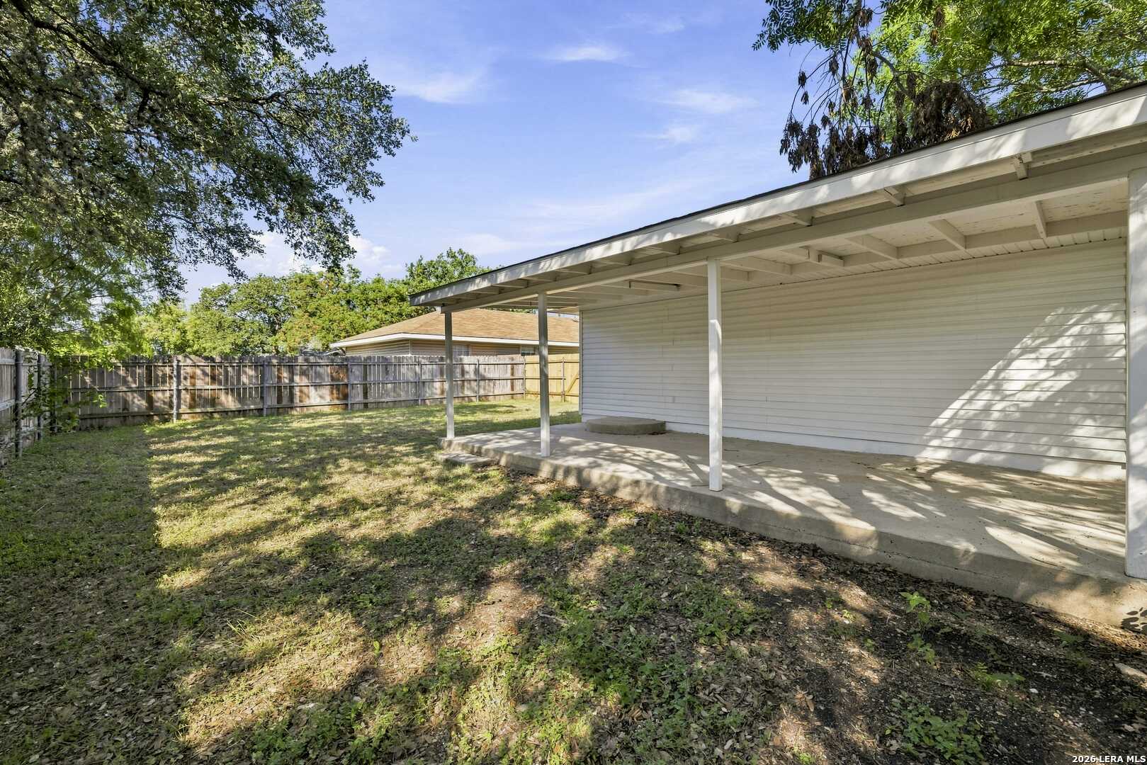 main property photo 20