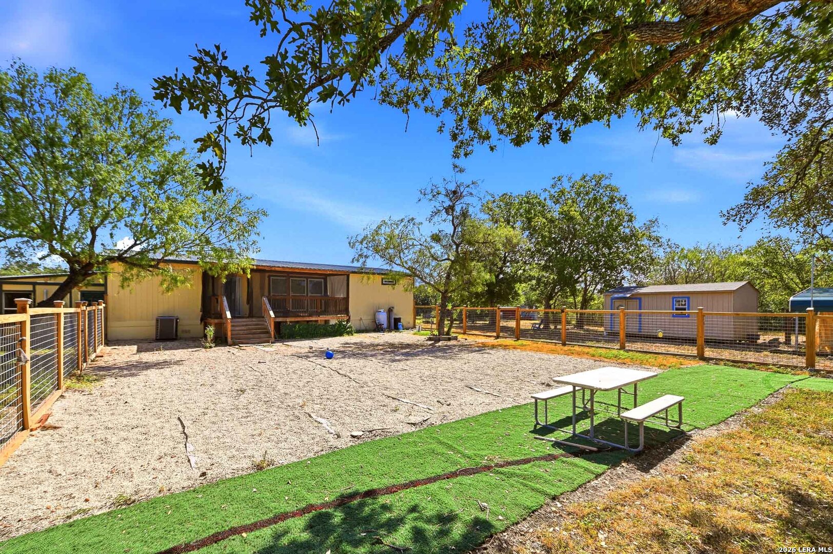 main property photo 12