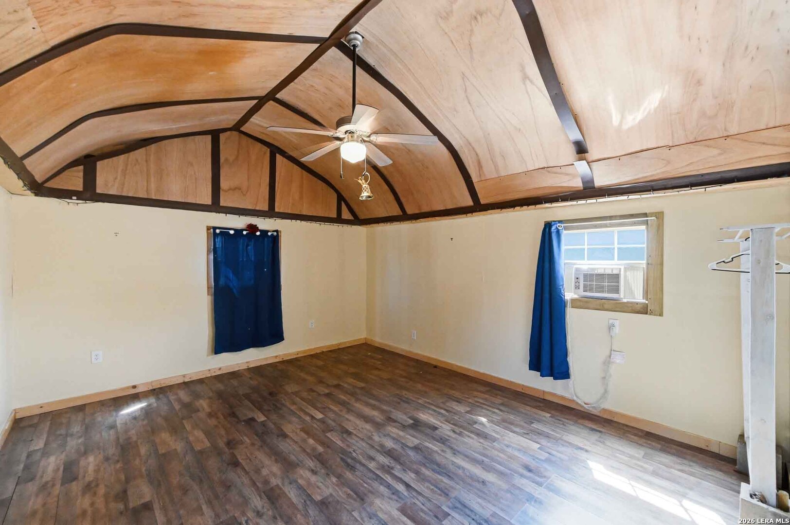 main property photo 43