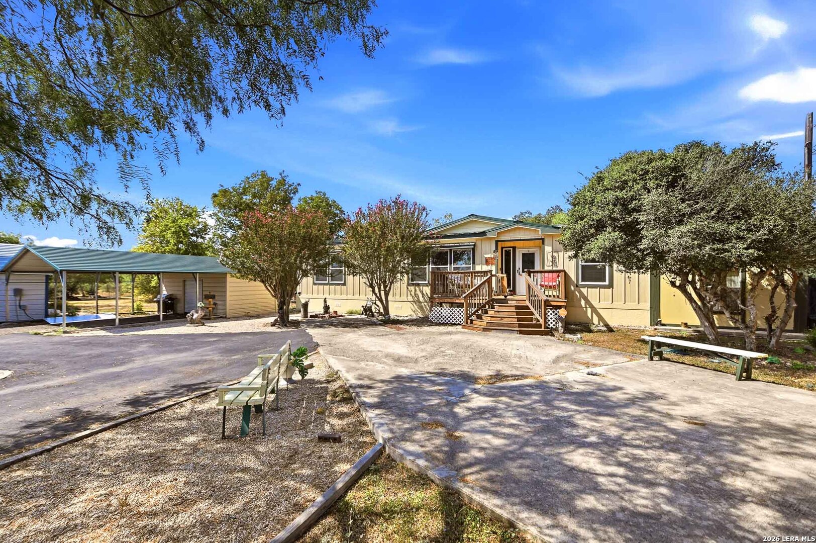 main property photo 5