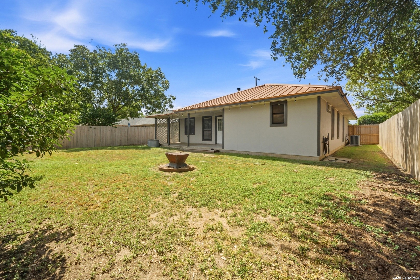 main property photo 26