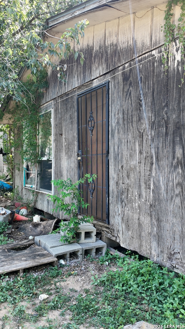 main property photo 14