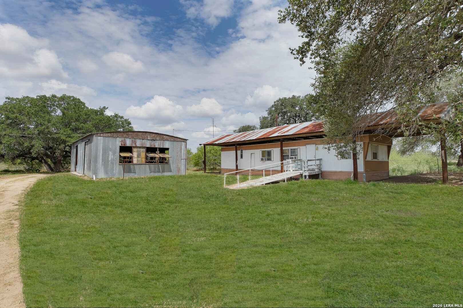 main property photo 34