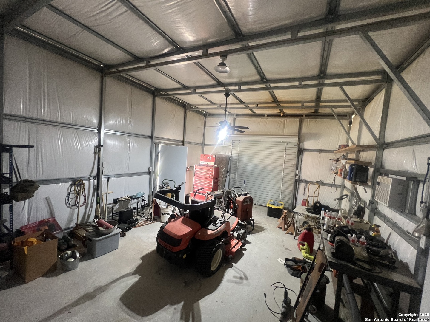 main property photo 14
