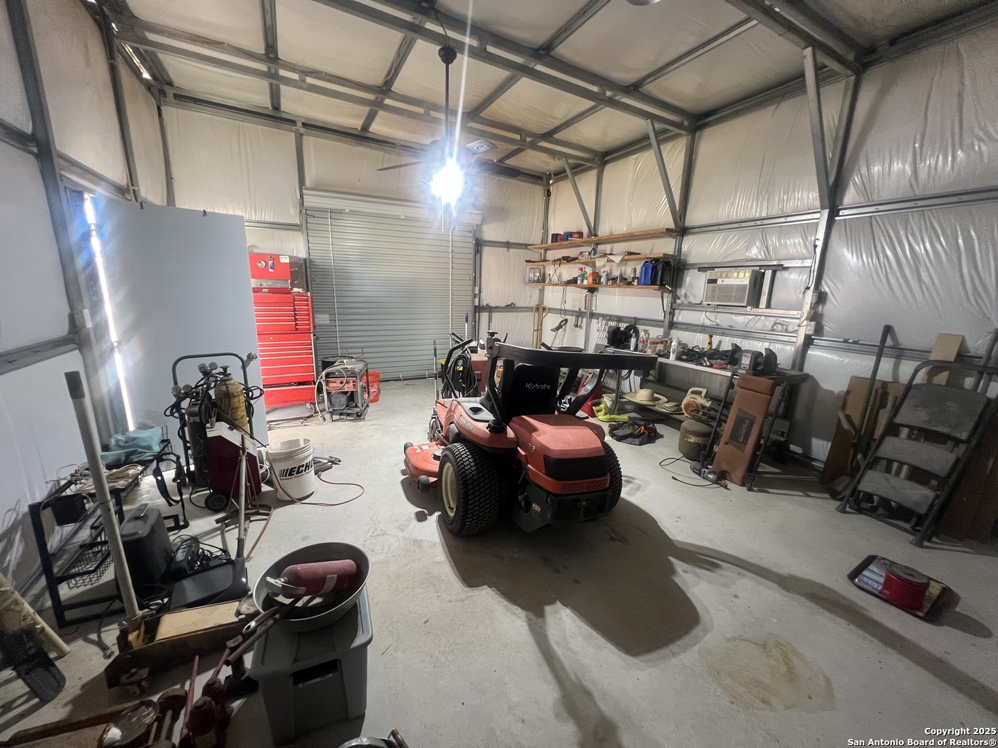 main property photo 15