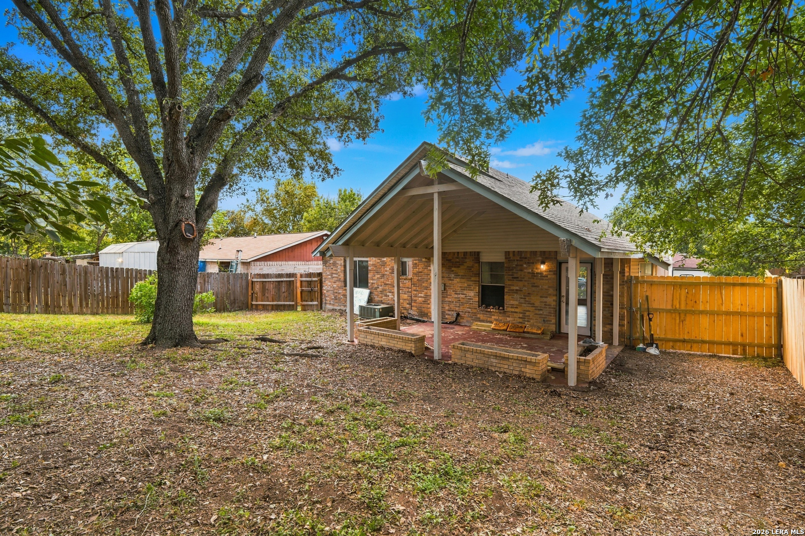 main property photo 35