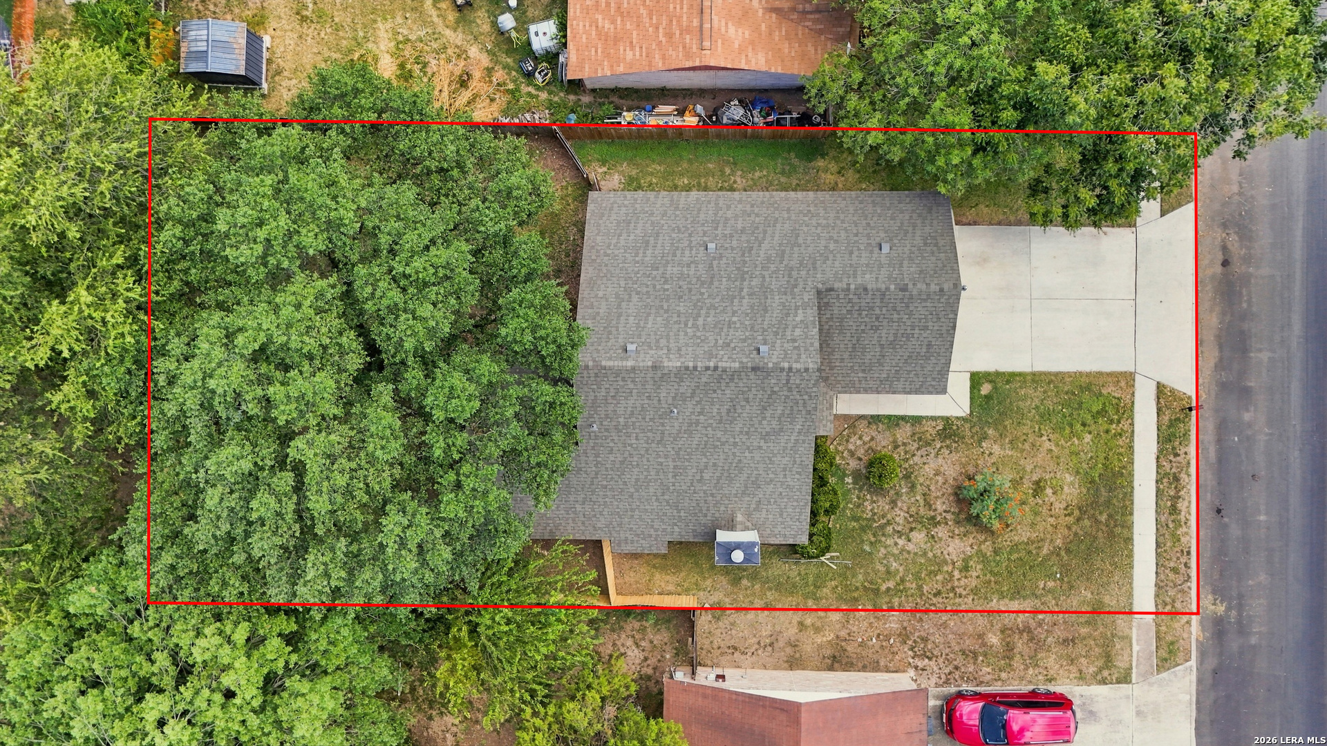 main property photo 4
