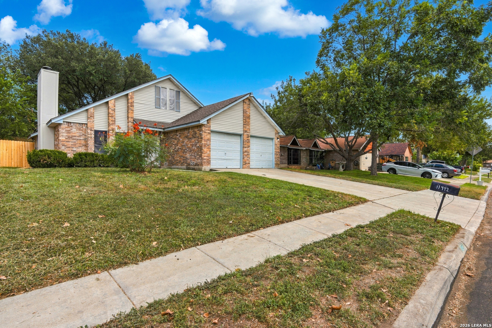 main property photo 8