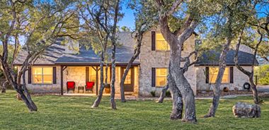 image of property with 4 Bed | 2 Bath | 2,086 Sqft