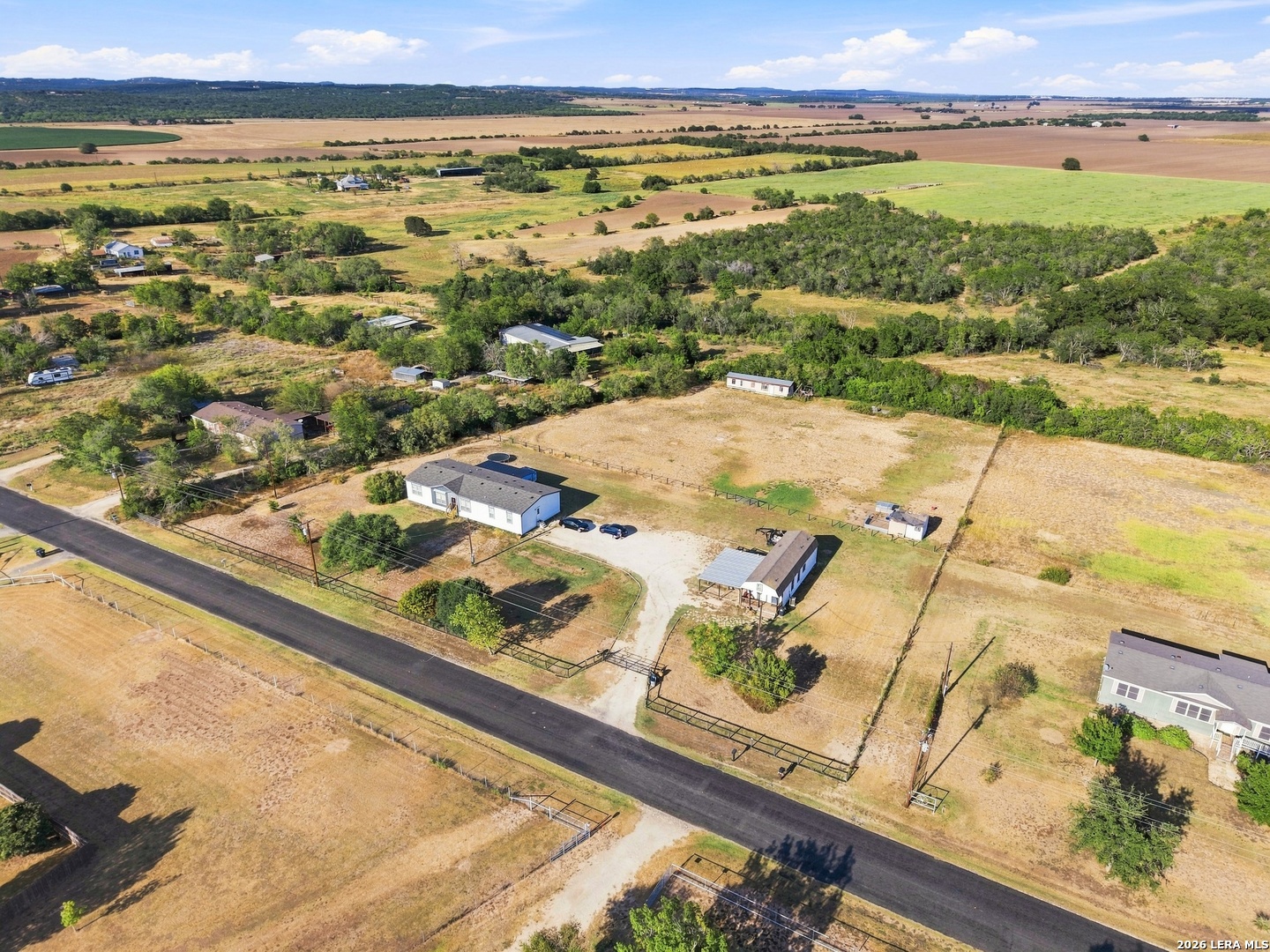 main property photo 30