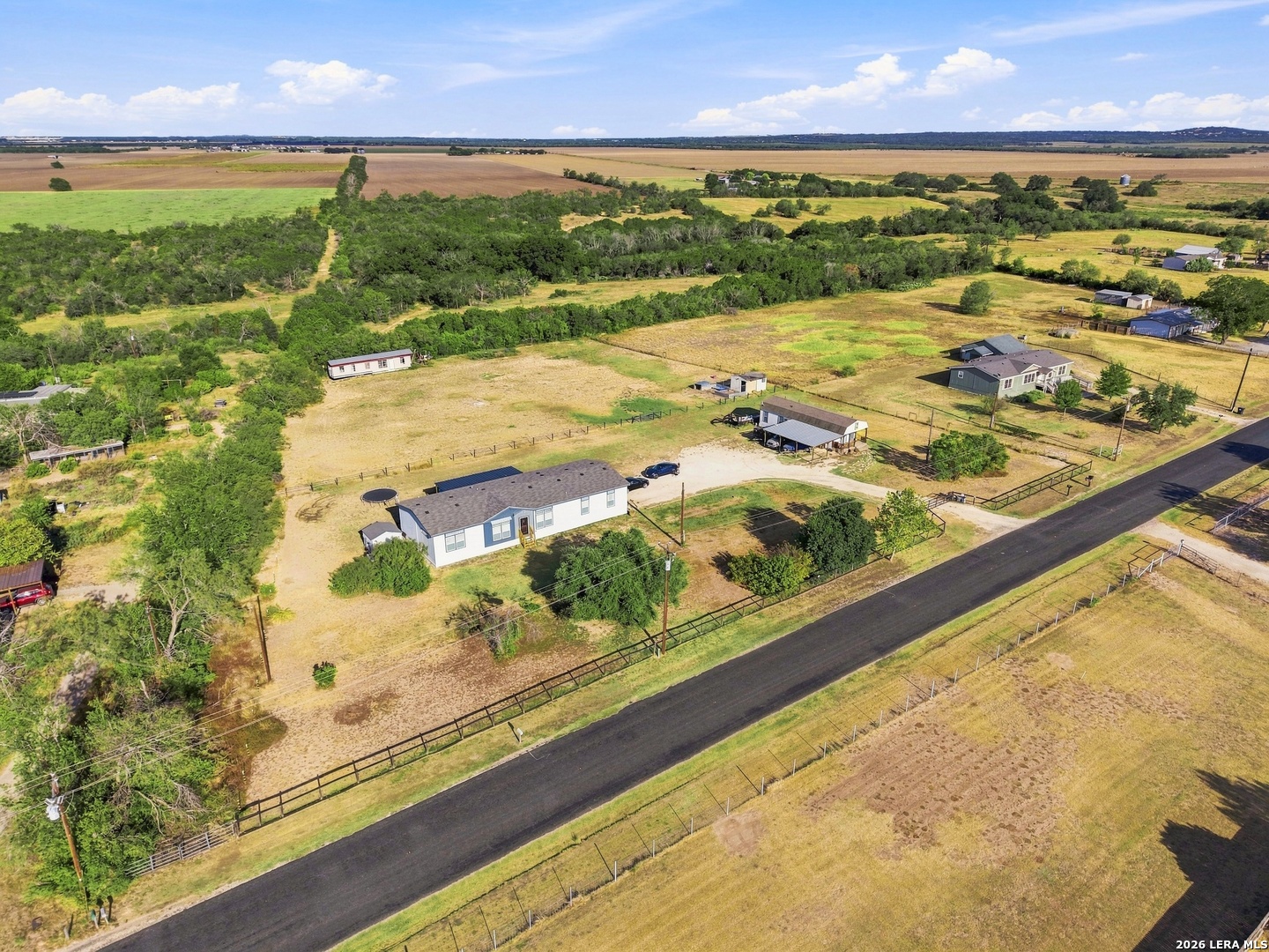 main property photo 32