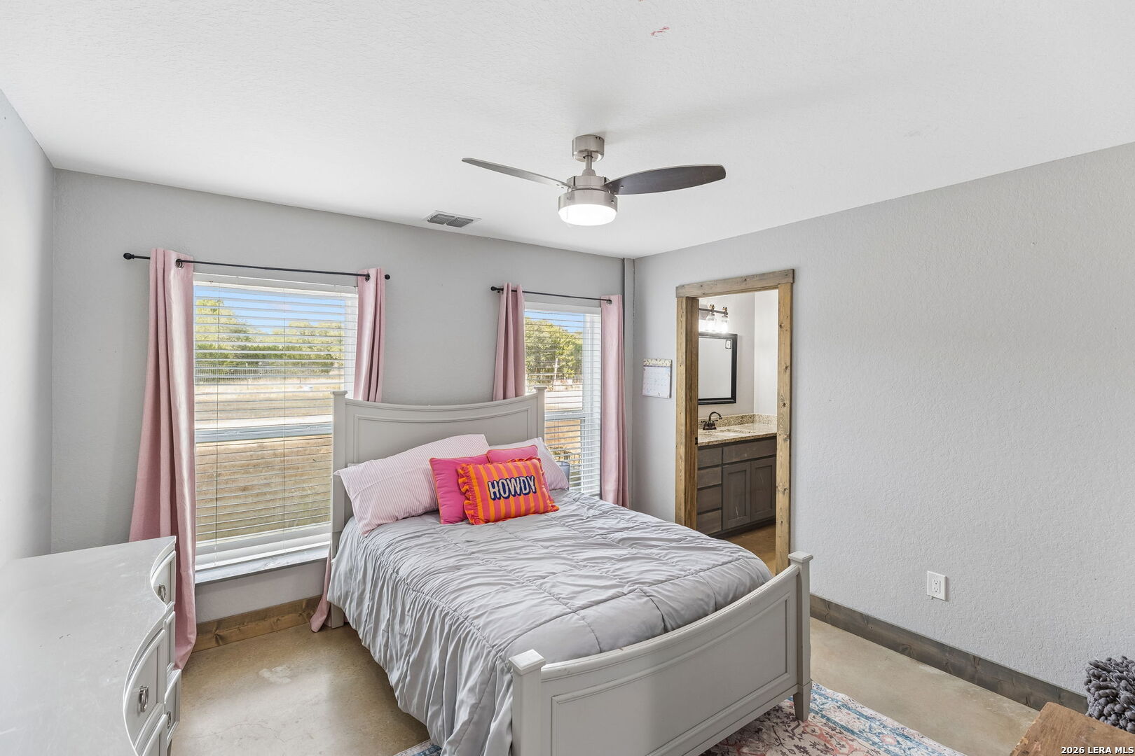 main property photo 137