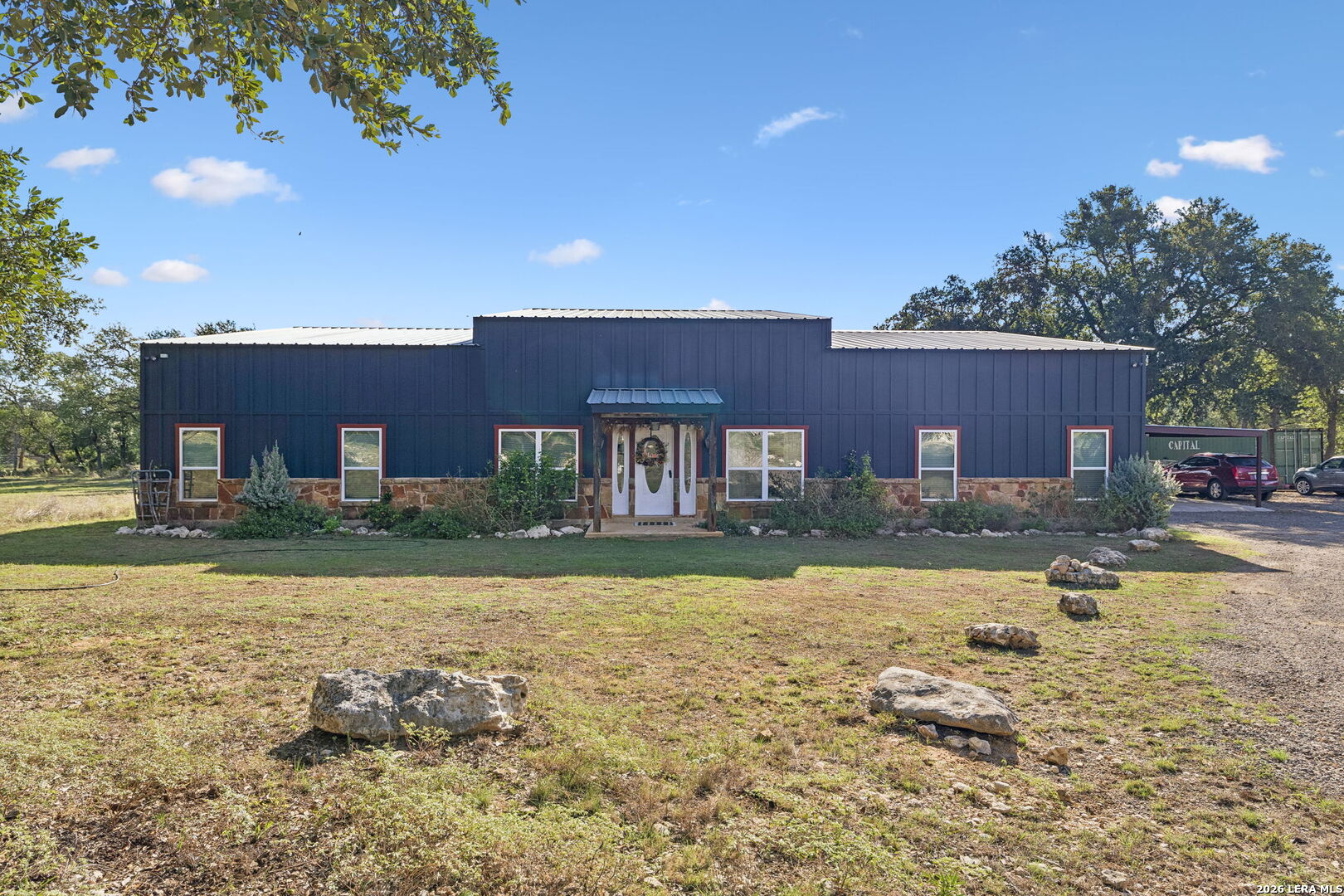 main property photo 180