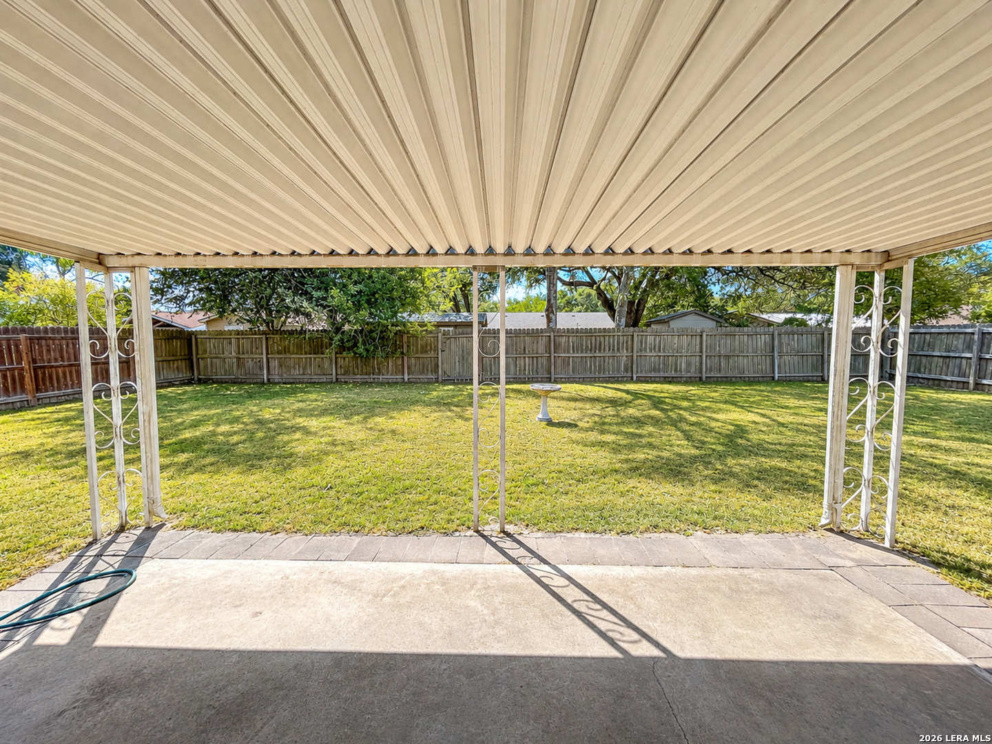 main property photo 25