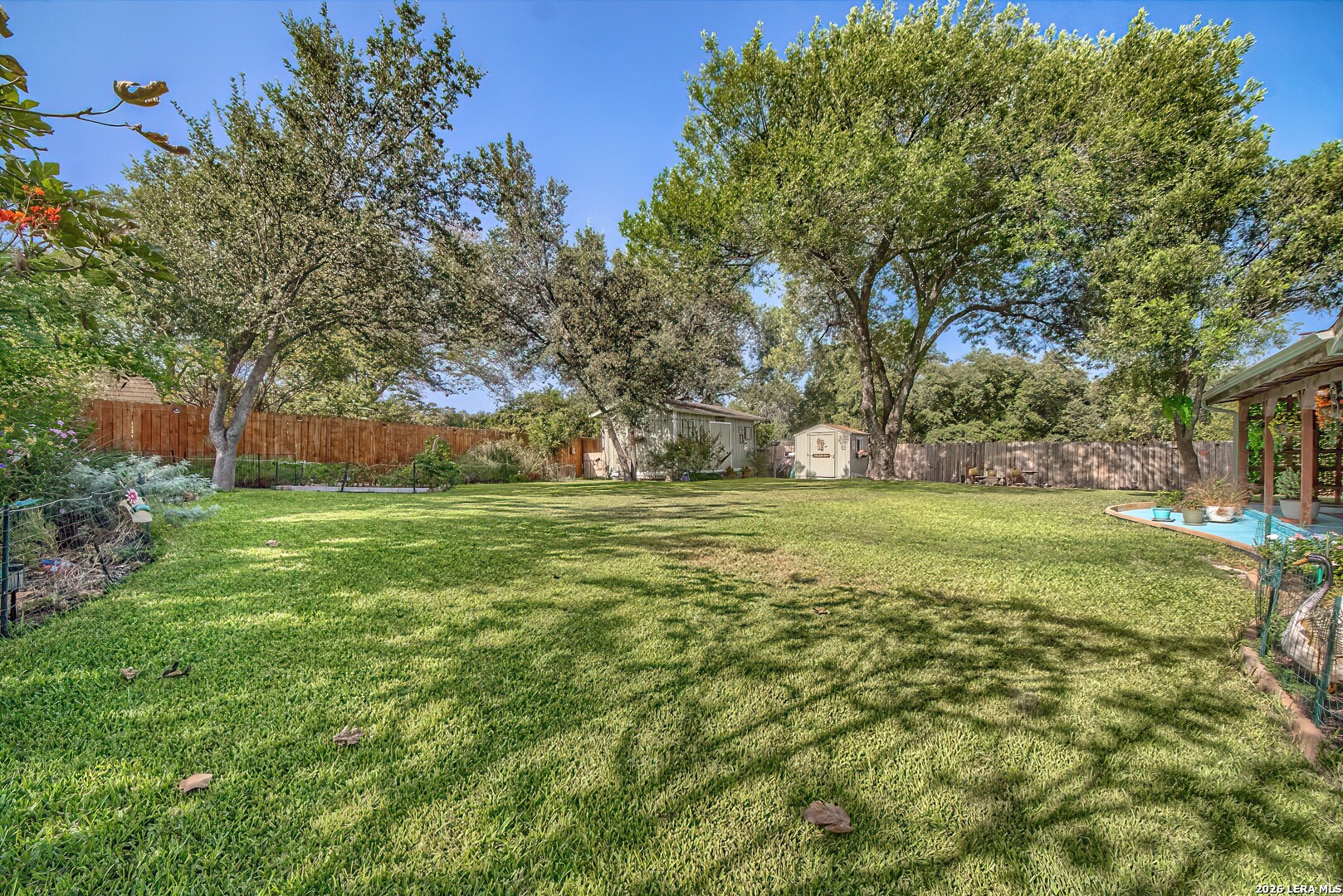 main property photo 30