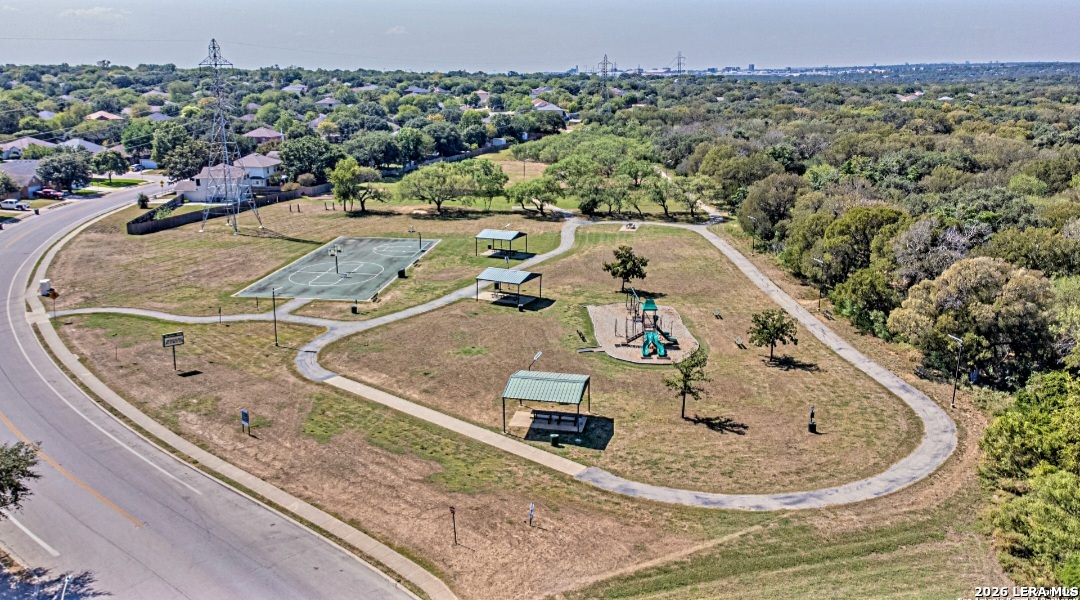 main property photo 22
